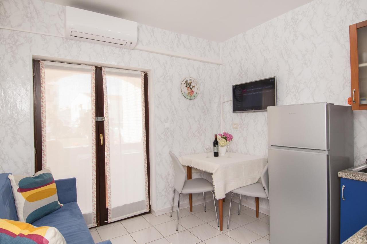 Apartments Palmic Poreč Buitenkant foto